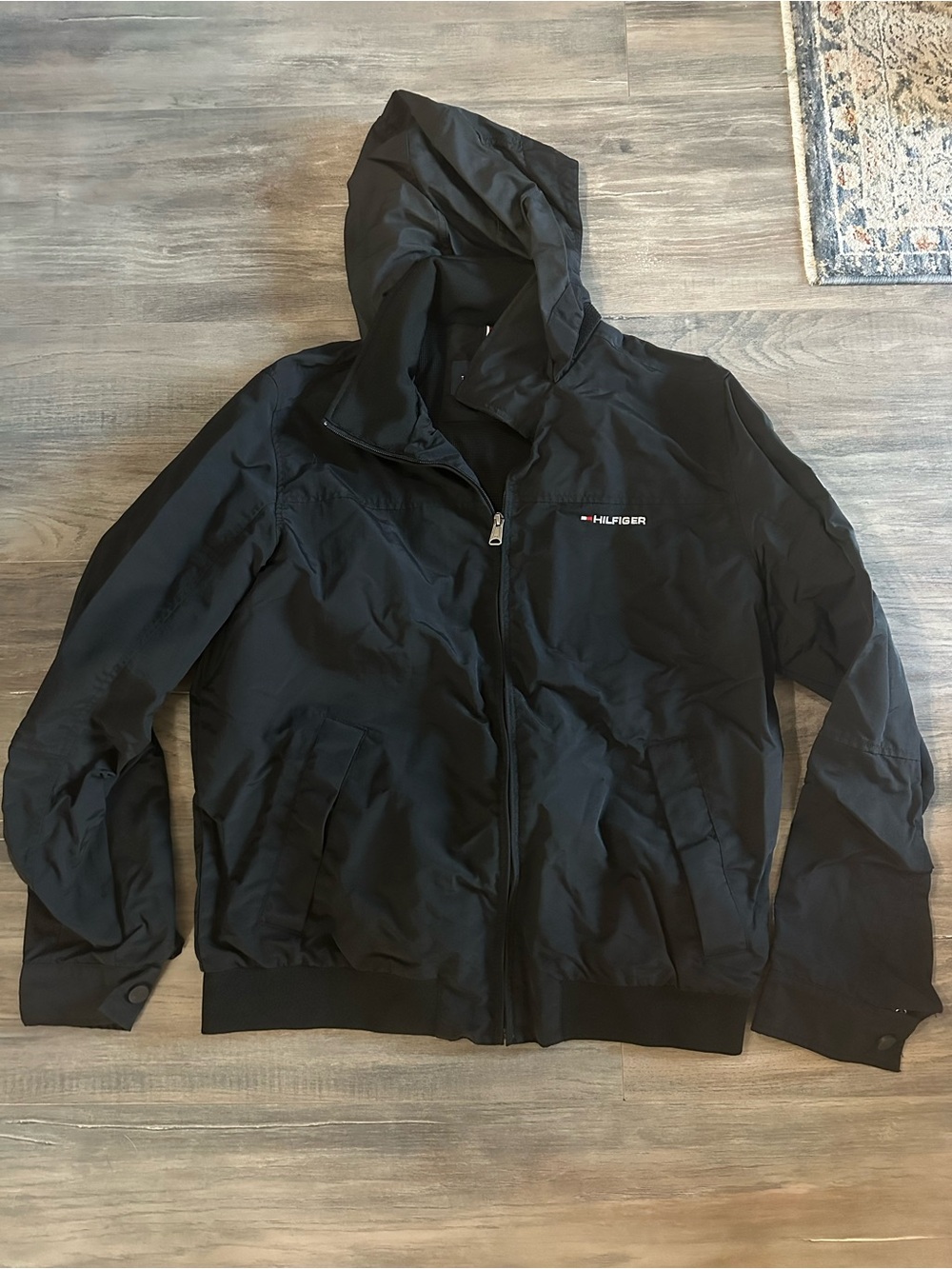 Tommy Hilfiger Men's Size Medium Black Hooded Windbreaker Jacket